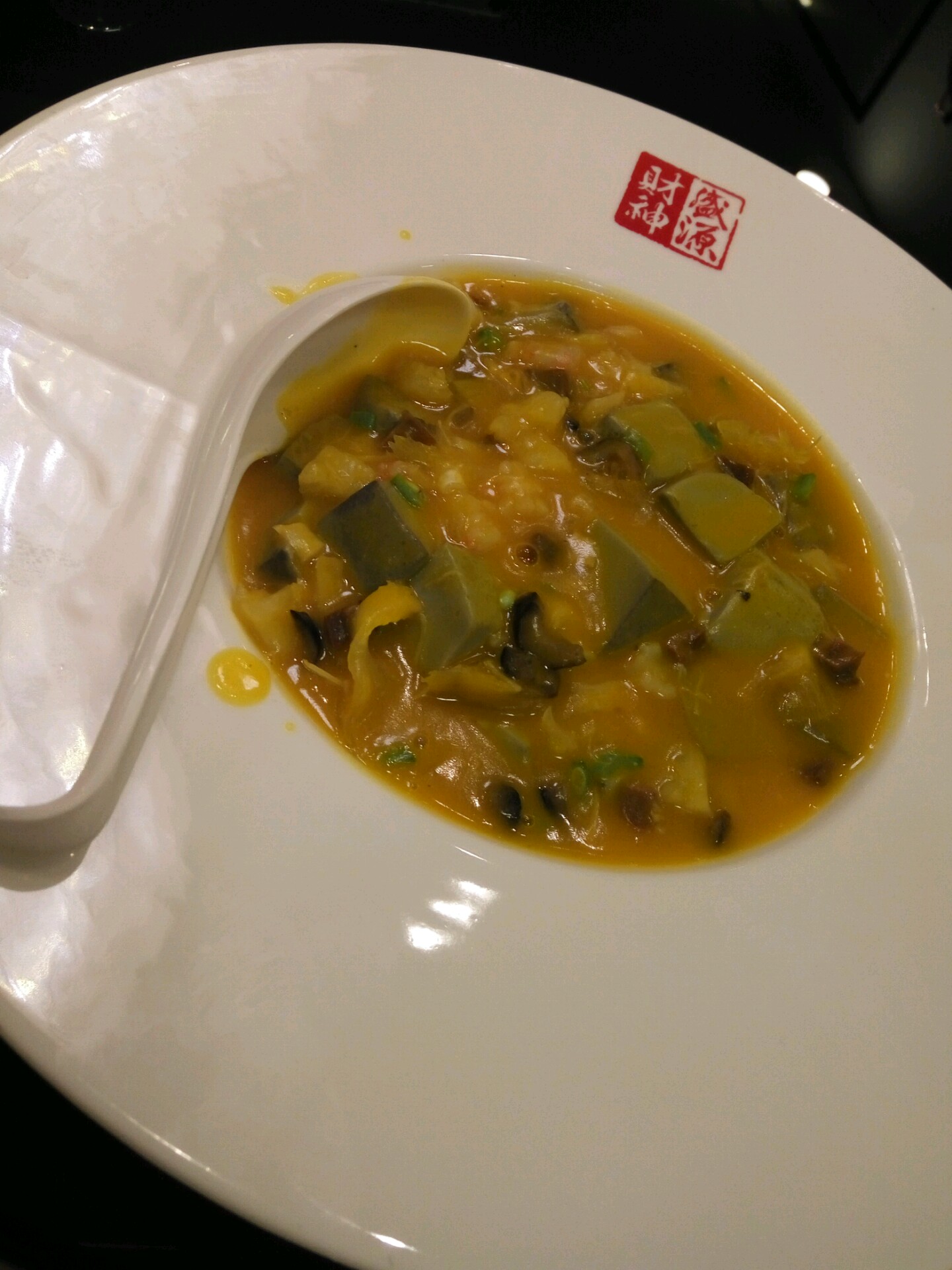 金汤黑豆腐